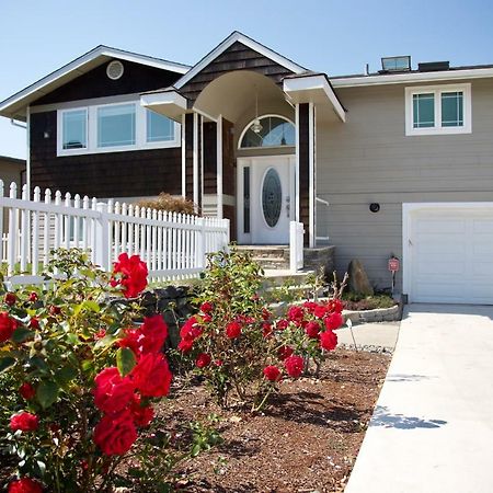 Scenic Lake View Home Tacoma Exterior photo